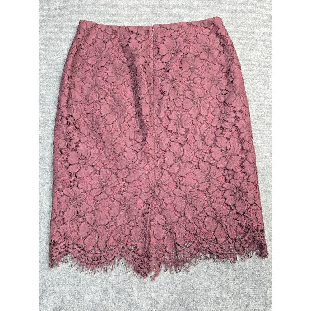 Ann Taylor Factory Straight Pencil Skirt Wine Lace Overlay Size 0 Zip Back - Picture 2 of 9
